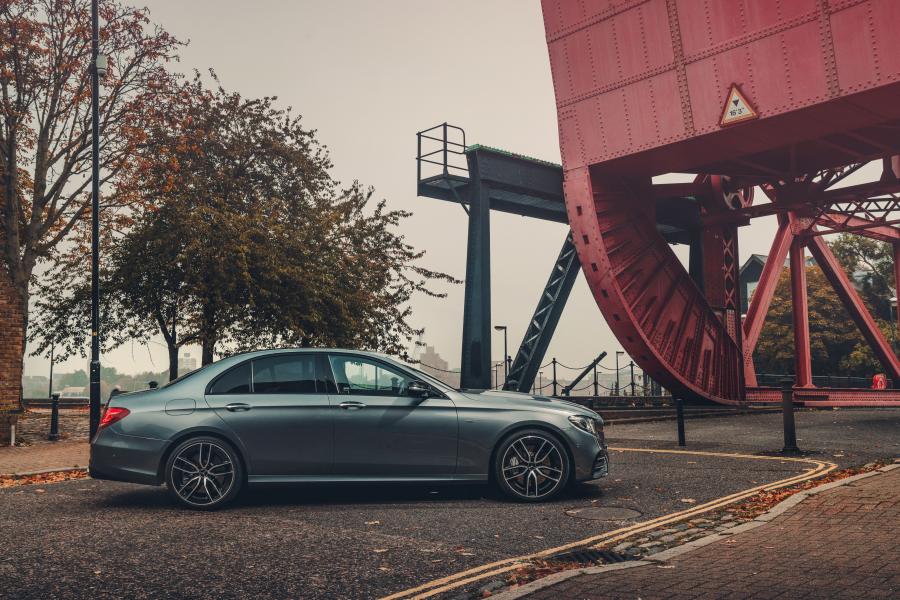  Mercedes-AMG E53 4Matic+ (W213) 2018 года  (UK) (фото 26 из 40)
